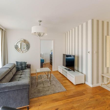 Apart111 Apartament Rodzinny 3 Pokoje - 2 Sypialnie- Sauna, Silownia Kolobrzeg Dış mekan fotoğraf
