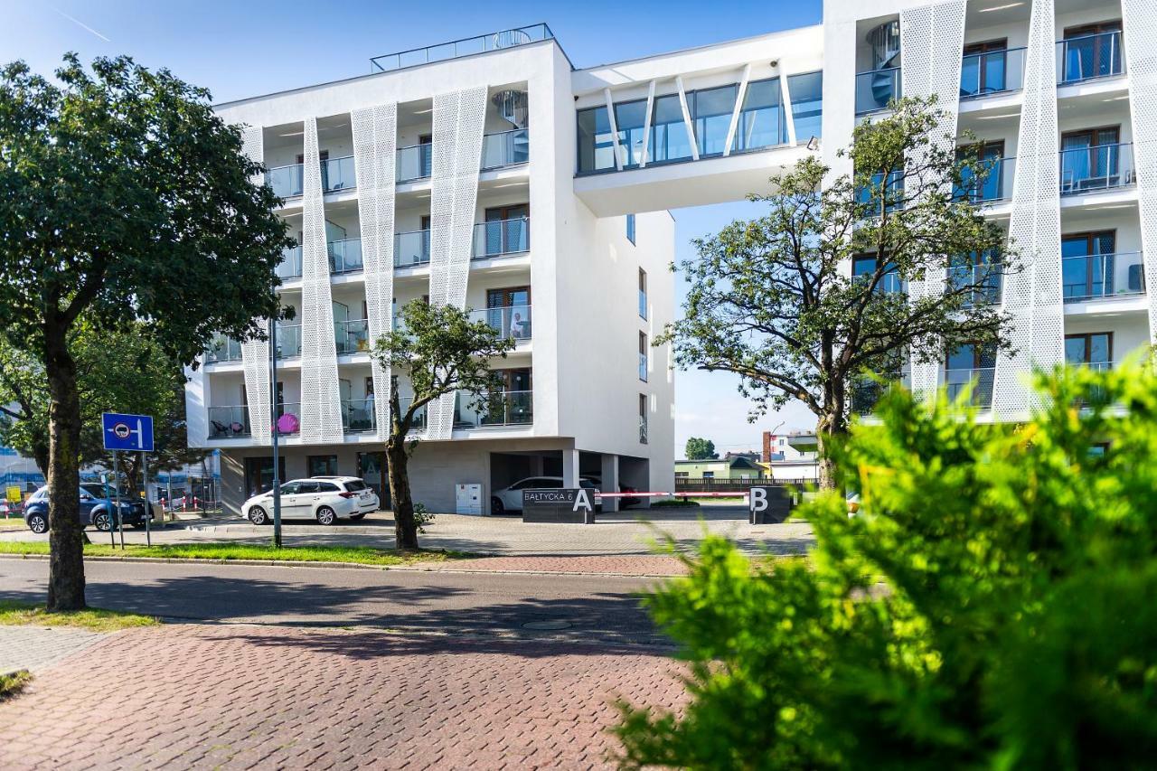 Apart111 Apartament Rodzinny 3 Pokoje - 2 Sypialnie- Sauna, Silownia Kolobrzeg Dış mekan fotoğraf
