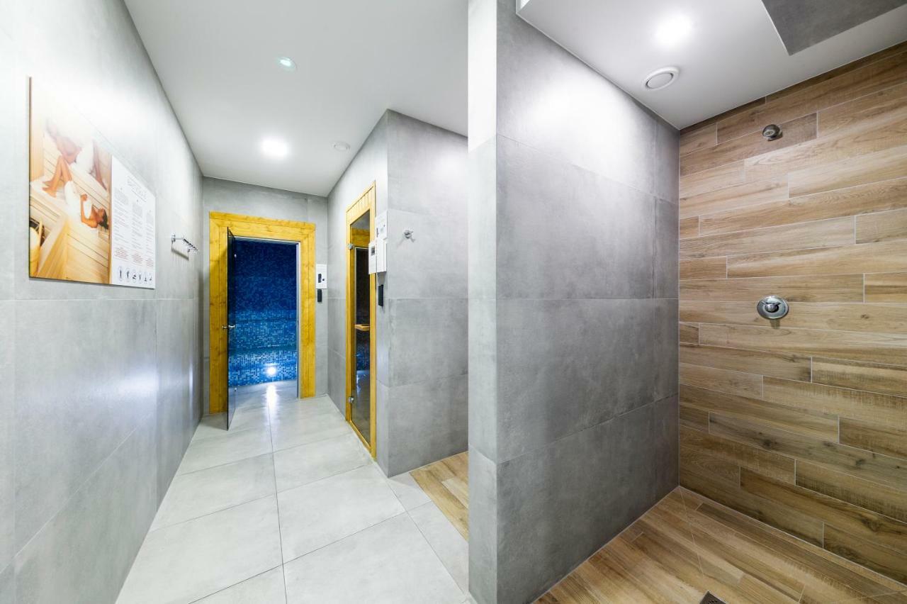 Apart111 Apartament Rodzinny 3 Pokoje - 2 Sypialnie- Sauna, Silownia Kolobrzeg Dış mekan fotoğraf